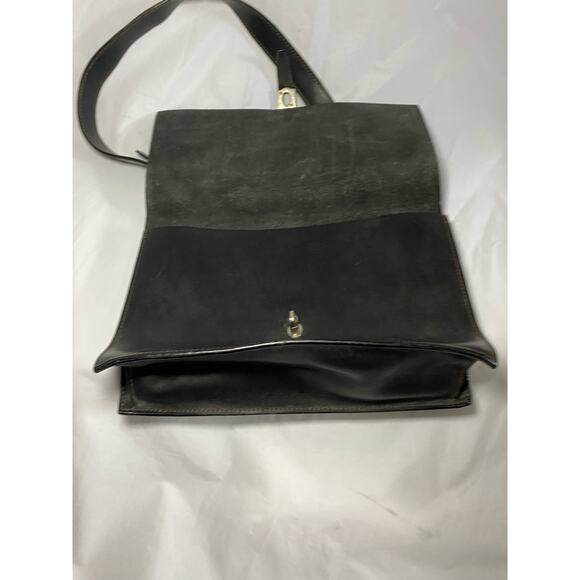 Vintage Dooney & Bourke Black Italian Leather Handbag Made in Italy - Picture 9 of 10